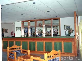 Roussos Beach Hotel 2